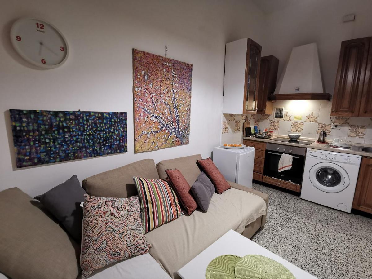 Verite Empoli Bagian luar foto