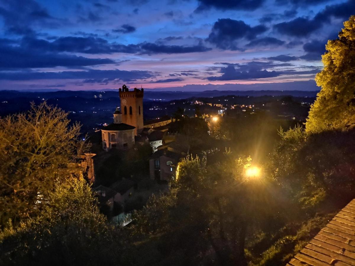 Verite Empoli Bagian luar foto